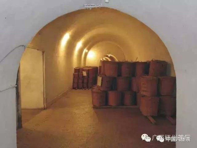 茶叶过期了还能喝吗?这是一个很多茶友都会遇到的问题。